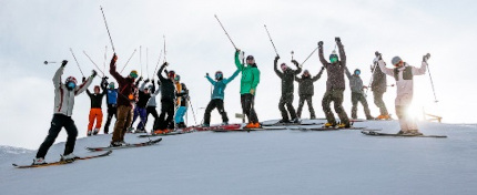 ♥Mammoth Lakes Spring Ski Weekend Getaway 2025♥